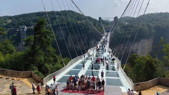 1 Día en Zhangjiajie: Teleférico, Cueva Tianmen y Puente de Cristal