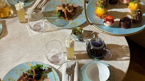 Dining Experience at iconic Emirates Palace Abu Dhabi Day Tours 6
