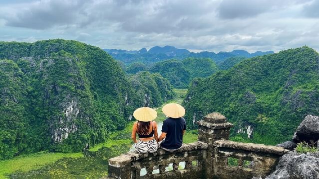 Ninh Binh: Kleine Gruppenreise zu Trang An, Hoa Lu, Bich Dong und der Mua-Höhle