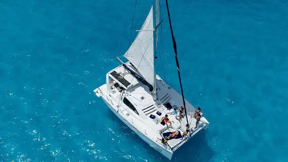 Isla Mujeres Day Tour with Catamaran, Snorkeling & Beach Club