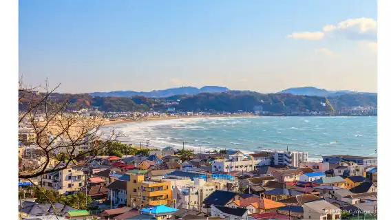 橫濱中華街+山下公園+紅磚倉庫2號館+鎌倉大學前站+江之島