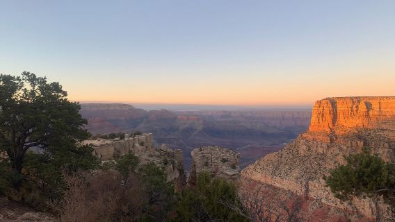 Parc national du Grand Canyon : visite guidée en Hummer au coucher du soleil