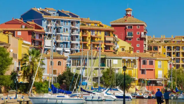 Valencia: Port Saplaya Boat Tour with Free Drink & Swimming