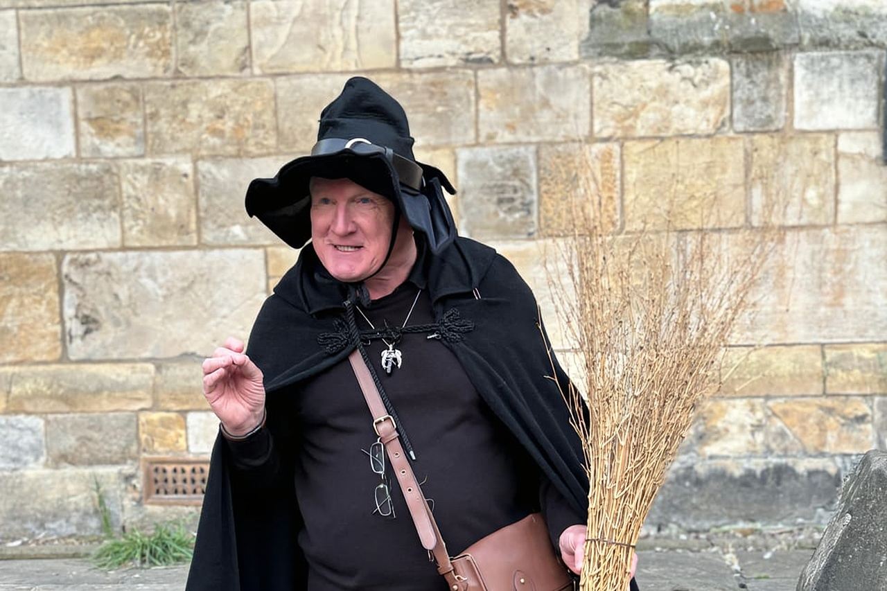 York: Witches and History Old Town Walking Tour