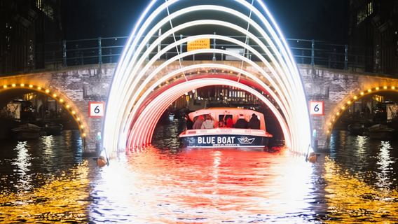 Amsterdam Light Festival 90 minute cruise
