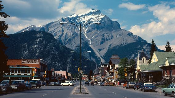 Banff: In-Depth Banff Area & Canyon Day Tour