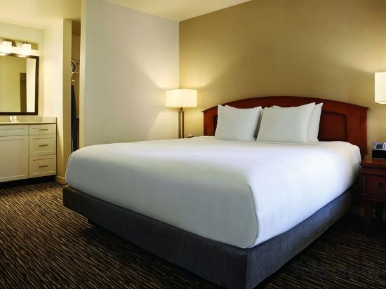 HYATT house Pleasanton Room Type - Accessible One Bedroom Queen Suite with Tub