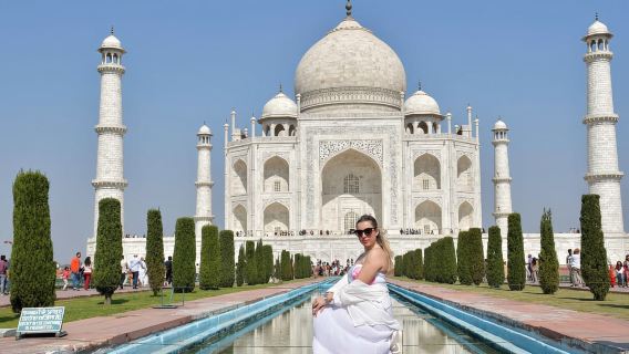 Von Agra: Taj-Mahal-Tour mit professionellem Fotograf und Guide