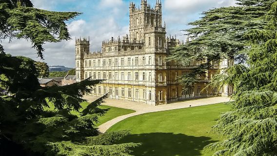 Downton Abbey Theme one-day tour|Including admission ticket+ multiple photo spots|Small group