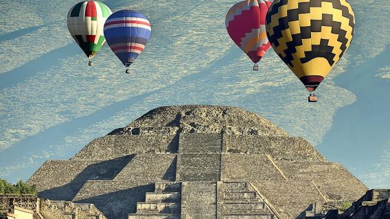 Teotihuacan pyramids private tour and hot-air balloon ride