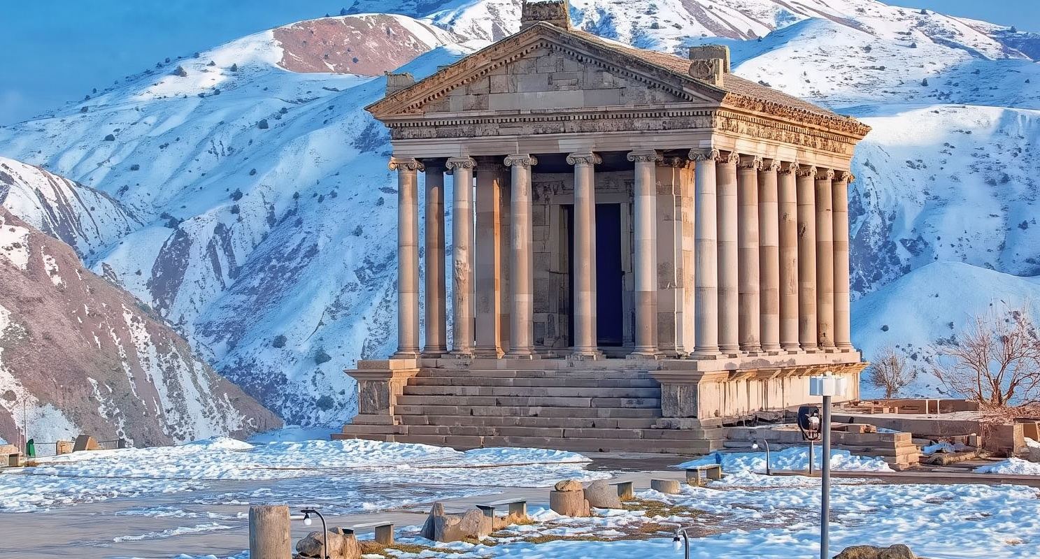 加尼神廟+格加爾德修道院+塞凡湖【尋找高加索的眼淚】