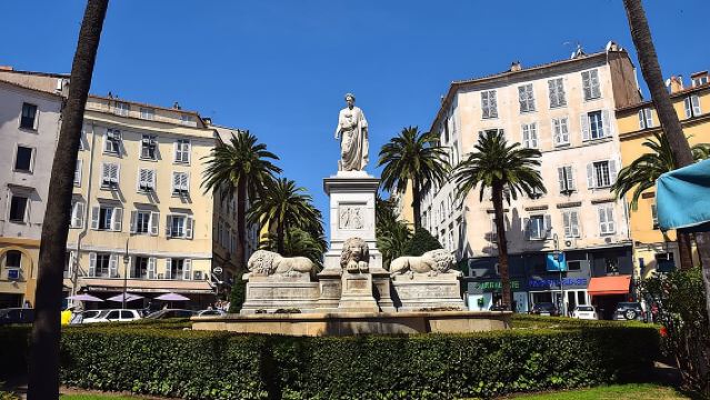 Tur Privat Corsica Ajaccio dengan Sopir dan Pemandu Opsional dengan Transfer Hotel