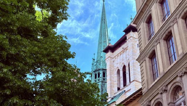 Guided day trip from Geneva with pick-up service