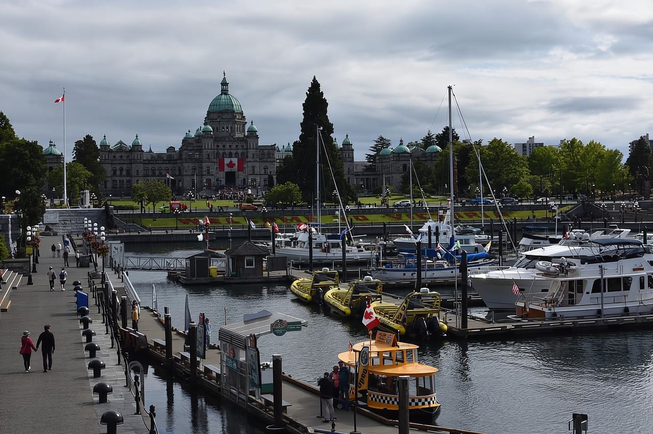 Desde Vancouver: Tour a Victoria y los Jardines Butchart con crucero