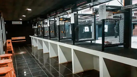 泰國旅遊 普吉島芭東射擊場phuket shooting range 真槍打靶巴東實彈射擊體驗