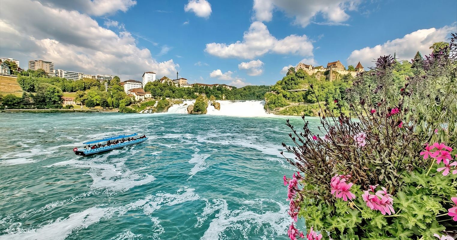 スイス・チューリッヒのライン滝+シュタイン アム ラインのフレスコ画半日ツアー【英語ガイド】
