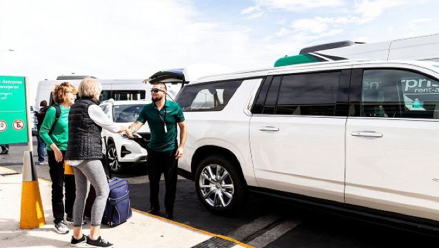 Private SUV RoundTrip from Airport to Hotels in San Jose del Cabo