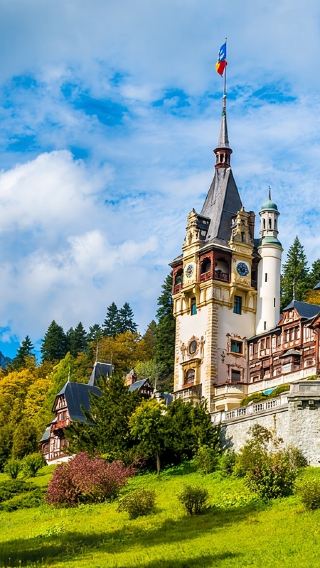 1-day tour to Dracula's castle, Peles and Brasov from Bucharest (round-trip)