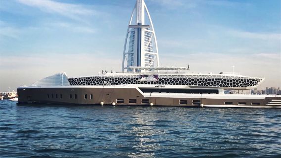 Du thuyền Dubai Mega Yatch (Lotus) - Chuyến du ngoạn biển đêm lãng mạn trên du thuyền hoa sen khổng lồ