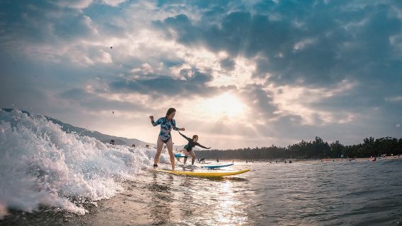 海南三亞後海藍夫沖浪俱樂部沖浪課程體驗【零基礎沖浪教學體驗+教練全程陪伴+防晒泥沖浪板使用+贈送視訊】