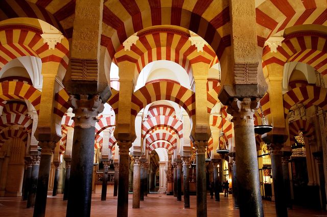 Visita guiada a la Mezquita de Córdoba y al Barrio Judío con entradas incluidas