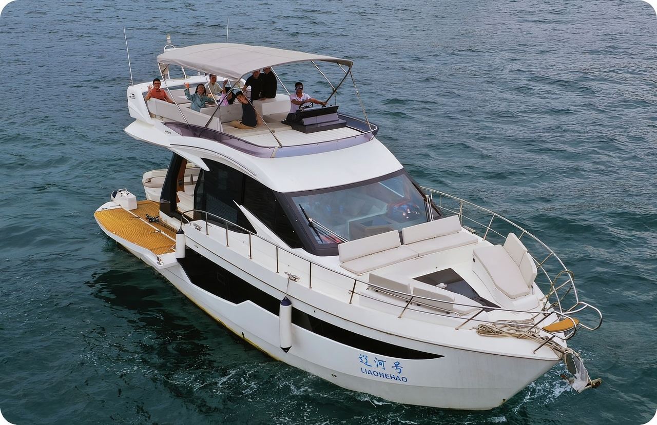【深センヨットレンタル】大梅沙60フィート純輸入変形可能な豪華ヨットチャーター(定員1~10名)【ドリンク+フルーツ盛り合わせ+操縦体験】誕生日/プロポーズ