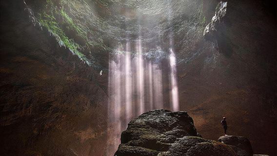 Jomblang Cave Exploration Tour in Yogyakarta: meeting point+ admission ticket+ Lunch