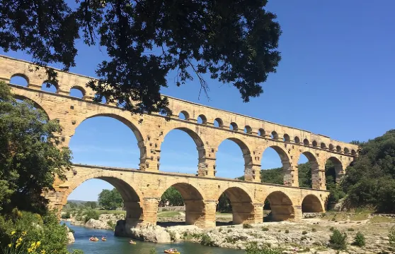 亞維儂出發普羅旺斯特色一日遊