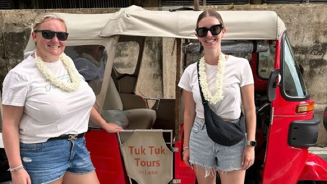 Colombo City Highlights by Tuk Tuk – All-Inclusive Adventure