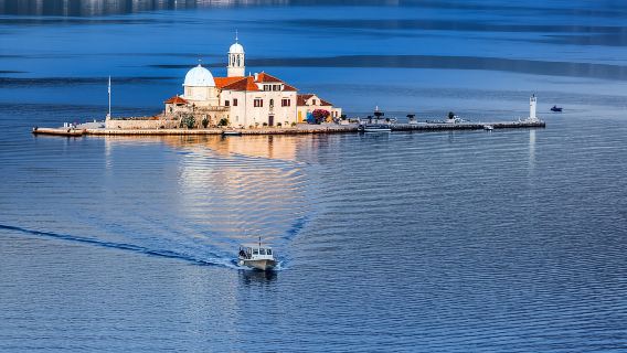 From Dubrovnik: Montenegro Day Trip with Cruise in Kotor Bay