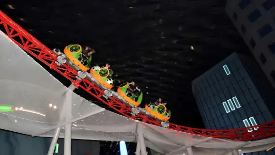 IMG 冒險世界門票(含飯店接送)