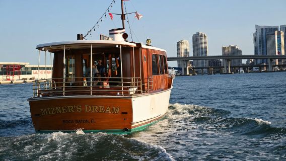 Майами: Круиз на винтажной яхте Miami Skyline,