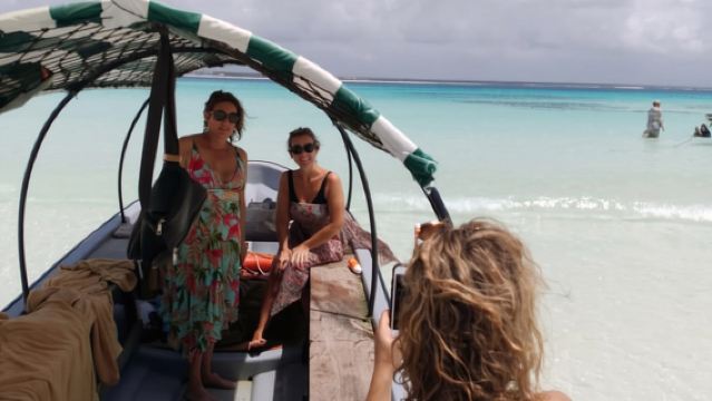 Zanzibar: Snorkeling dan Pengembaraan Lumba-lumba di Pulau Mnemba