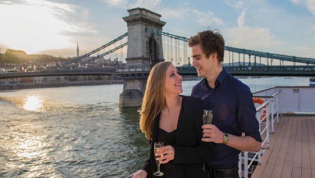 Danube Cruise with Welcome Drink