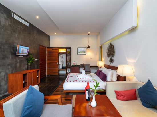 King Rock Boutique Hotel Room Type - Honeymoon Suite King Rock Boutique Hotel Room Type - Honeymoon Suite