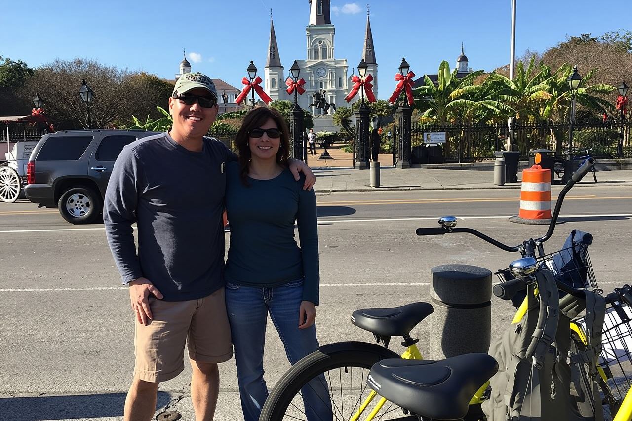 New Orleans History and Sightseeing Small-Group Bike Tour 
