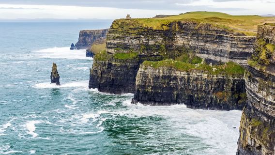 Lawatan sehari ke Tebing Moher + Bandar Galway dari Dublin, Ireland (Pemandangan Burren)