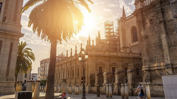 Seville Jewish Quarter tour Santa Cruz neighborhood with optional flamenco show