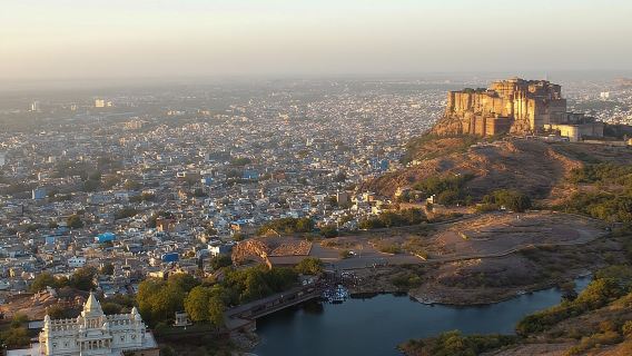 Jodhpur: tour premium dei monumenti, della torre dell'orologio e del bazar locale