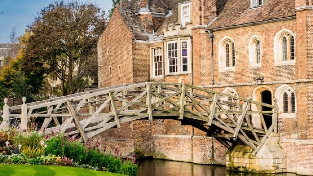 Walking Tour of Cambridge