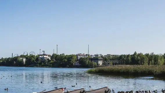 Helsinki Private Walking Tour with a Local