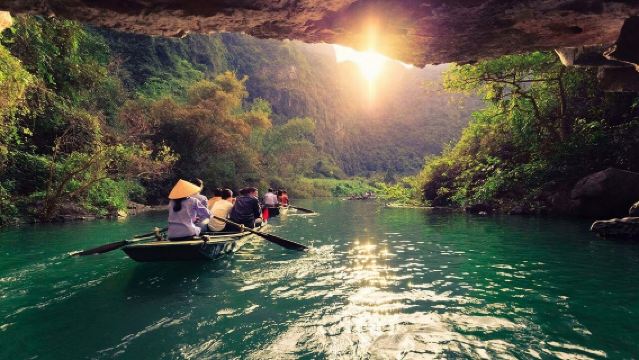 Hanoi Ninh Binh Trang An Departure Boat Ticket (Hoa Lu + Tam Coc Cruise + Mua Cave) 1-day tour
