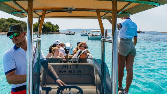 Split: Blue Lagoon & 3 Islands Small-group Speedboat Tour