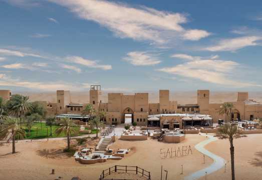 Royal Fort Desert Safari in Dubai [Desert safari experience/Desert sunset/Special performances/Buffet diner/Soft drinks/Hotel transfers]