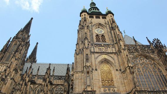 Prague Castle: Small-Group Tour with a local guide