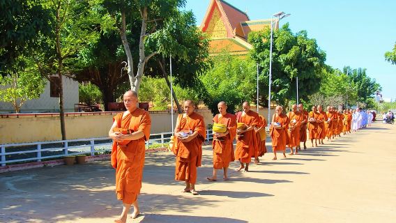 Oudong Mountain & Phnom Baset Private Tours from Phnom Penh