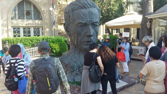 Un Tour Privato Giornaliero Completo della Città di Baku