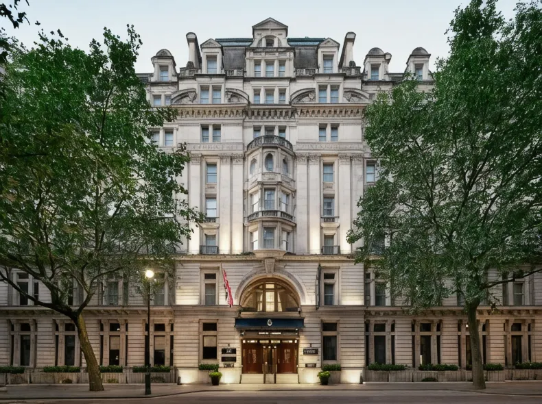 Club Quarters Hotel Trafalgar Square, London