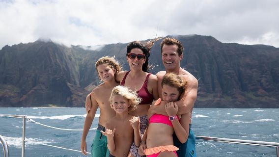 Kauai's Na Pali Coast Snorkel and Sail Tour