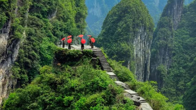矮寨大橋+矮寨懸崖棧道+天問台+邊城茶峒+清水江遊船一日遊